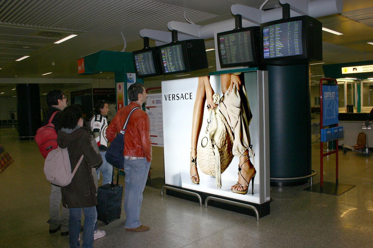 pubblicità in aeroporto a Roma